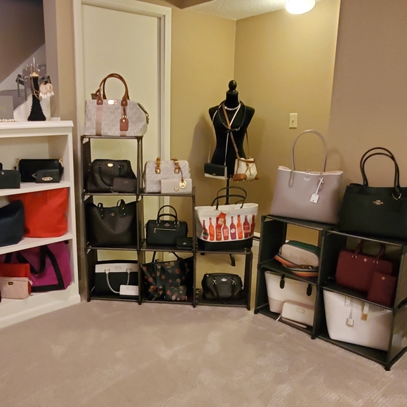 Meet your Posher, Kristine angelica - Picture 3 of 3